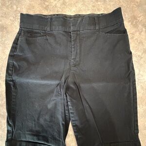 Gloria Vanderbilt Black shorts